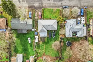 12413 SE Mill St, Portland, OR 97233 - Photo 2