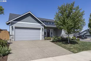 781 E McKinley St, Carlton, OR 97111 - Photo 2