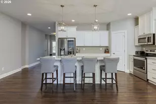 781 E McKinley St, Carlton, OR 97111 - Photo 6