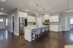 781 E McKinley St, Carlton, OR 97111 - Photo 8
