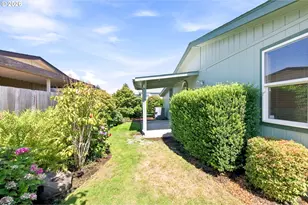 3355 N Delta Hwy, Eugene, OR 97408 - Photo 34