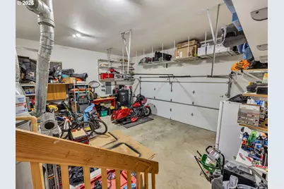 320 South St, Astoria, OR 97103 - Photo 28