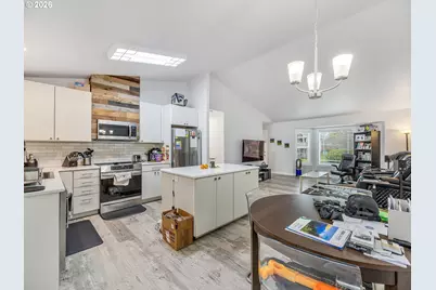 320 South St, Astoria, OR 97103 - Photo 10