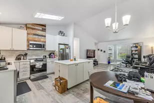 320 South St, Astoria, OR 97103 - Photo 10