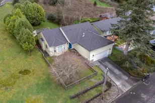 320 South St, Astoria, OR 97103 - Photo 32