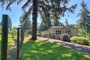 15612 SE 202nd Ave, Damascus, OR 97089 - Photo 2