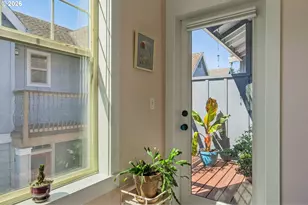 326 NE Morgan St, Portland, OR 97211 - Photo 18