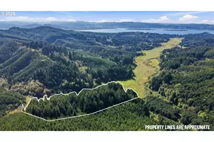 94921 Lindgren Ln, North Bend, OR 97459 - Photo 18