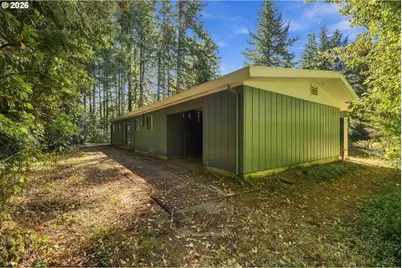 94921 Lindgren Ln, North Bend, OR 97459 - Photo 32