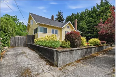 2000 W Reserve St, Vancouver, WA 98663 - Photo 2