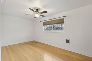 2301 SE Caruthers St, Portland, OR 97214 - Photo 24