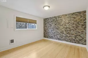 2301 SE Caruthers St, Portland, OR 97214 - Photo 28