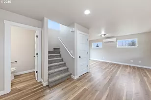1006 NW Kindness Ct, Willamina, OR 97396 - Photo 6