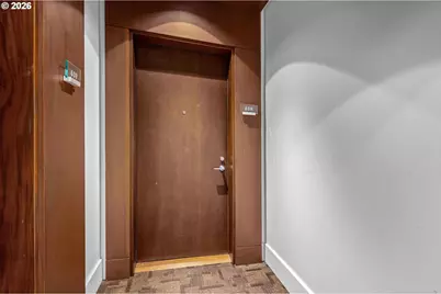 1001 NW Lovejoy St #608, Portland, OR 97209 - Photo 2
