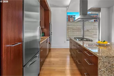 1001 NW Lovejoy St #608, Portland, OR 97209 - Photo 14