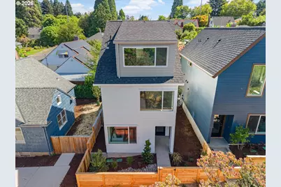 4126 SE Franklin St, Portland, OR 97202 - Photo 2