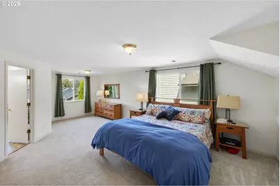 13270 Princeton Ct, Lake Oswego, OR 97035 - Photo 12