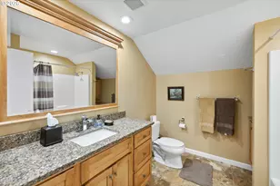 13270 Princeton Ct, Lake Oswego, OR 97035 - Photo 20