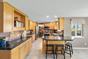 13270 Princeton Ct, Lake Oswego, OR 97035 - Photo 8