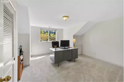 13270 Princeton Ct, Lake Oswego, OR 97035 - Photo 18