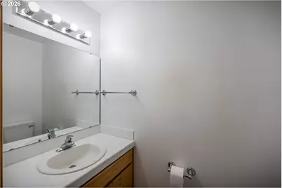 2015 Chase Loop SW, Albany, OR 97321 - Photo 14