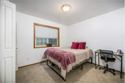 2015 Chase Loop SW, Albany, OR 97321 - Photo 20