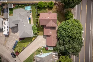 2015 Chase Loop SW, Albany, OR 97321 - Photo 40