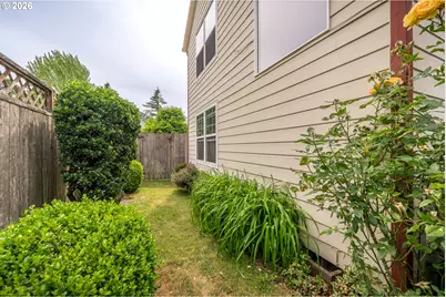 2015 Chase Loop SW, Albany, OR 97321 - Photo 34