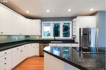 15686 SW Pleasantview Ct, Portland, OR 97224 - Photo 14