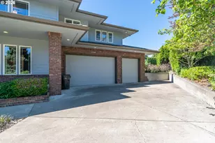 15686 SW Pleasantview Ct, Portland, OR 97224 - Photo 2