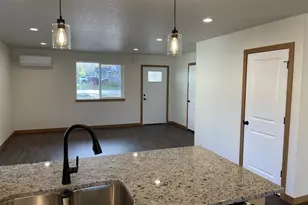 300 N Jellison St, Amity, OR 97101 - Photo 16