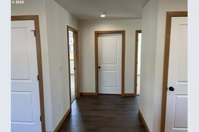 300 N Jellison St, Amity, OR 97101 - Photo 18