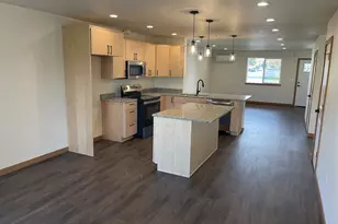 300 N Jellison St, Amity, OR 97101 - Photo 14