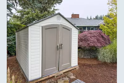 12684 SE Regency View St, Happy Valley, OR 97086 - Photo 28
