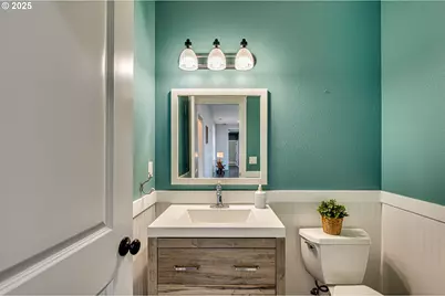 3900 NE 425th St, Woodland, WA 98674 - Photo 12