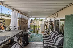 205 S 54th St, Springfield, OR 97478 - Photo 22