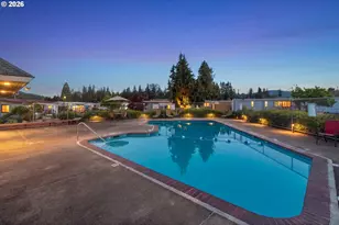 205 S 54th St, Springfield, OR 97478 - Photo 28