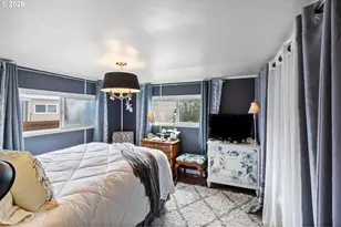 205 S 54th St, Springfield, OR 97478 - Photo 6