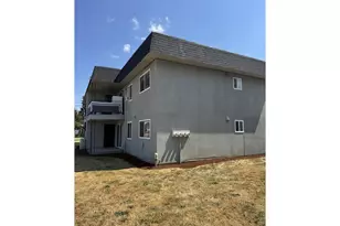 101 N 10th St, Creswell, OR 97426 - Photo 6