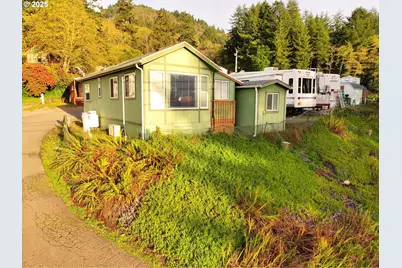 15061 Highway 101 #4, Brookings, OR 97415 - Photo 8