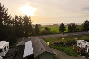 15061 Hwy 101, Brookings, OR 97415 - Photo 2