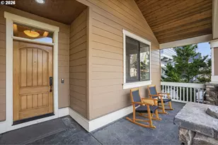 1141 NW 98th Ave, Portland, OR 97229 - Photo 2