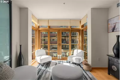 1130 NW 12th Ave #516, Portland, OR 97209 - Photo 4