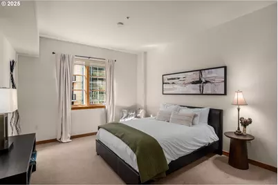 1130 NW 12th Ave #516, Portland, OR 97209 - Photo 16