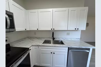316 SW 22nd St, Pendleton, OR 97801 - Photo 14