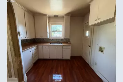 1760 Norway St NE, Salem, OR 97301 - Photo 4