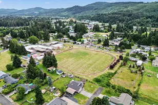 762 3rd St, Lyons, OR 97358 - Photo 40