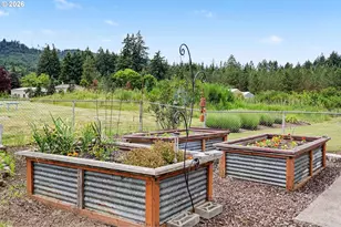 762 3rd St, Lyons, OR 97358 - Photo 8
