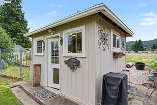 762 3rd St, Lyons, OR 97358 - Photo 4