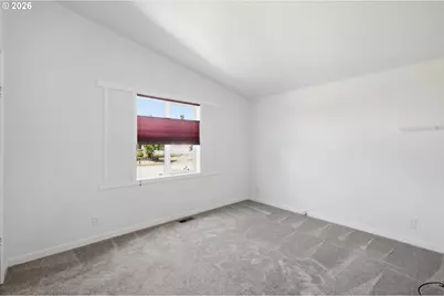 3355 N Delta Hwy #26, Eugene, OR 97408 - Photo 16